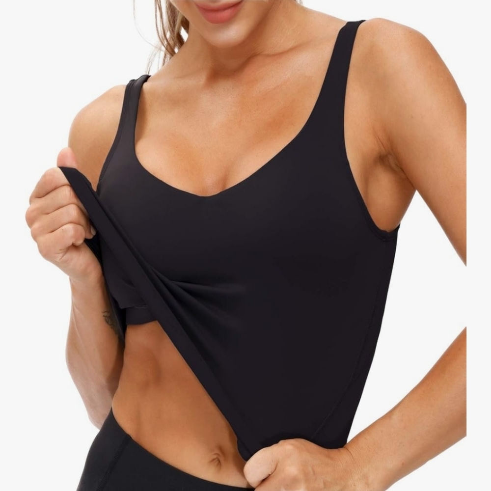NWOT Black Seamless Sports Bra Tank Top